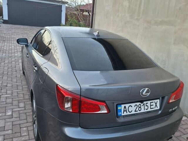 Сірий Лексус ІС, об'ємом двигуна 2.5 л та пробігом 220 тис. км за 11500 $, фото 7 на Automoto.ua