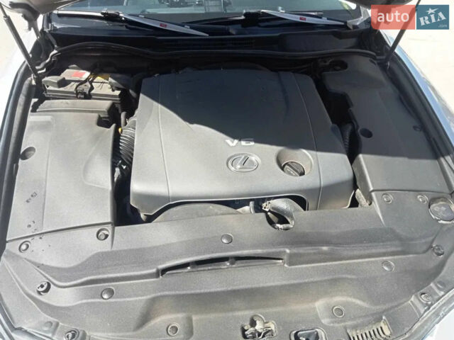 Сірий Лексус ІС, об'ємом двигуна 2.5 л та пробігом 132 тис. км за 19200 $, фото 18 на Automoto.ua