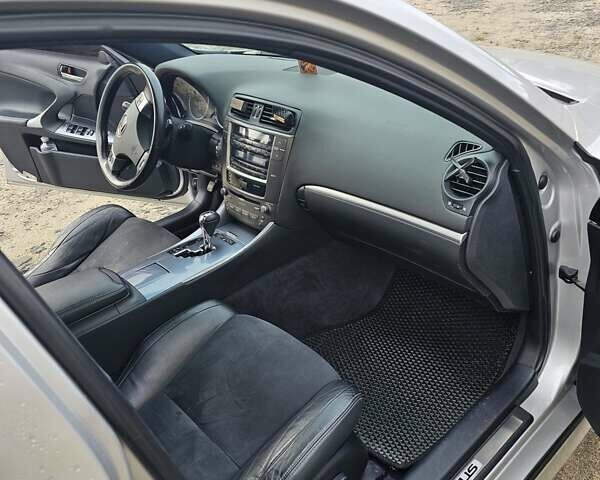 Лексус ИС 2011 в Камень-Каширский на Automoto.ua Серый Лексус ИС, объемом двигателя 2.5 л и пробегом 160 тыс. км за 13499 $, фото 14 на Automoto.ua