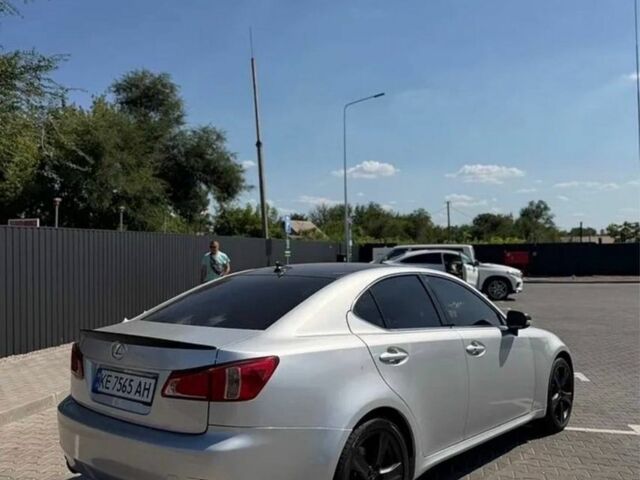 Сірий Лексус ІС, об'ємом двигуна 2.5 л та пробігом 229 тис. км за 9299 $, фото 1 на Automoto.ua