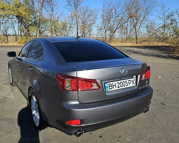 Серый Лексус ИС, объемом двигателя 2.5 л и пробегом 270 тыс. км за 12200 $, фото 7 на Automoto.ua