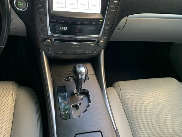 Лексус ИС 2012 в Одессе на Automoto.ua Серый Лексус ИС, объемом двигателя 2.5 л и пробегом 235 тыс. км за 11800 $, фото 3 на Automoto.ua