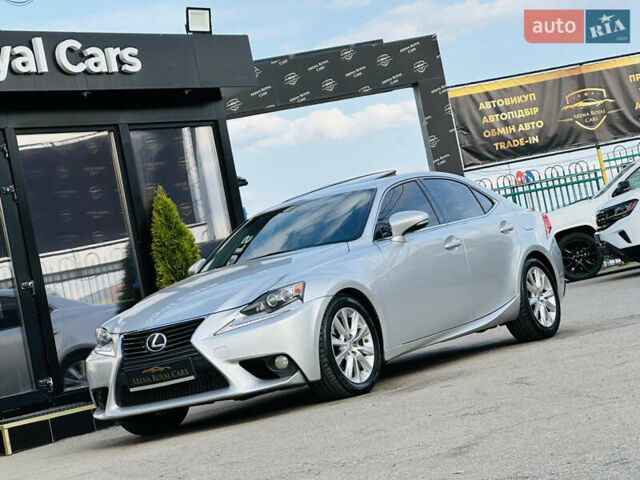Серый Лексус ИС, объемом двигателя 2.5 л и пробегом 182 тыс. км за 15900 $, фото 5 на Automoto.ua