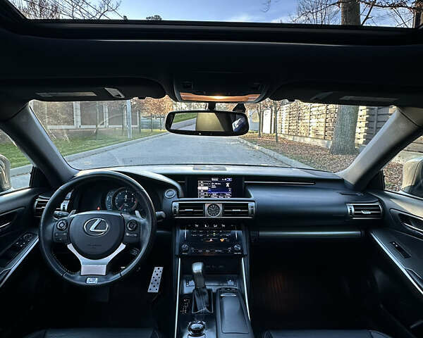 Серый Лексус ИС, объемом двигателя 2.5 л и пробегом 190 тыс. км за 15500 $, фото 42 на Automoto.ua