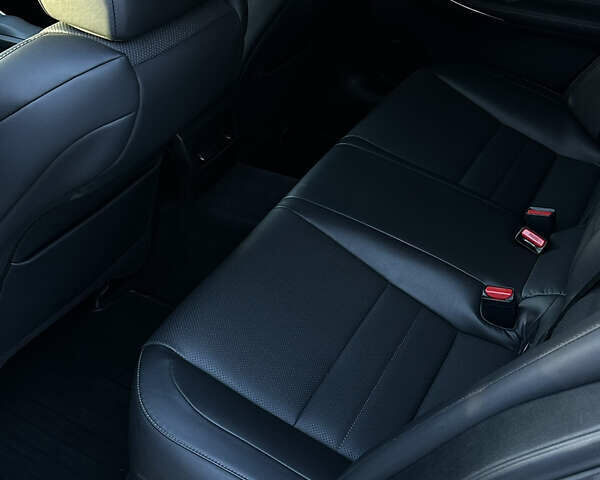 Серый Лексус ИС, объемом двигателя 2.5 л и пробегом 190 тыс. км за 15500 $, фото 37 на Automoto.ua