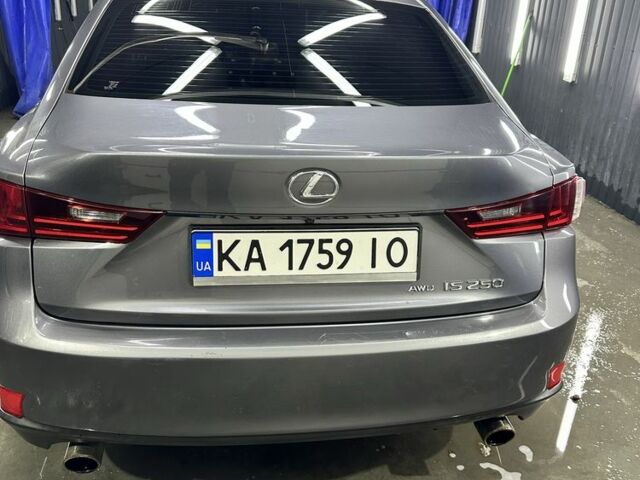 Сірий Лексус ІС, об'ємом двигуна 2.5 л та пробігом 218 тис. км за 14300 $, фото 4 на Automoto.ua