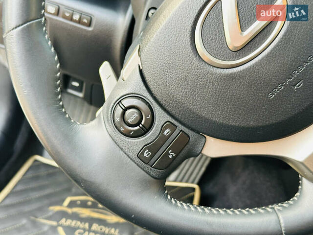 Серый Лексус ИС, объемом двигателя 2.5 л и пробегом 182 тыс. км за 15900 $, фото 28 на Automoto.ua