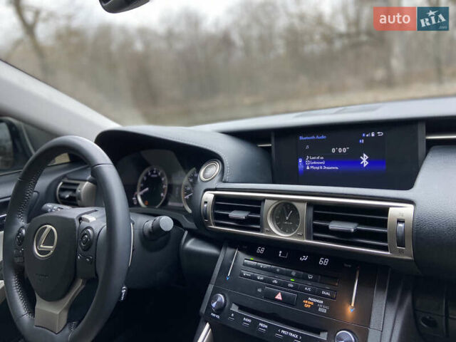 Сірий Лексус ІС, об'ємом двигуна 2.5 л та пробігом 77 тис. км за 17300 $, фото 26 на Automoto.ua