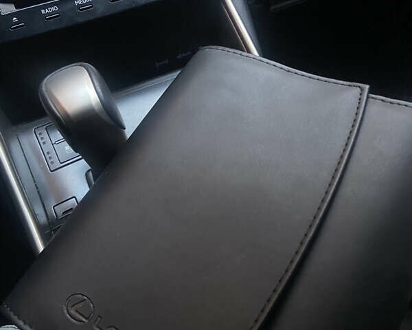 Сірий Лексус ІС, об'ємом двигуна 2.5 л та пробігом 77 тис. км за 17300 $, фото 23 на Automoto.ua