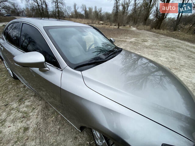 Сірий Лексус ІС, об'ємом двигуна 2.5 л та пробігом 77 тис. км за 17300 $, фото 32 на Automoto.ua