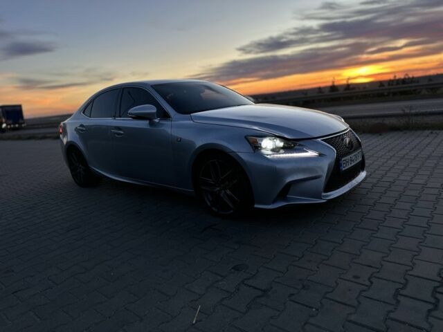 Сірий Лексус ІС, об'ємом двигуна 2.5 л та пробігом 225 тис. км за 15700 $, фото 3 на Automoto.ua