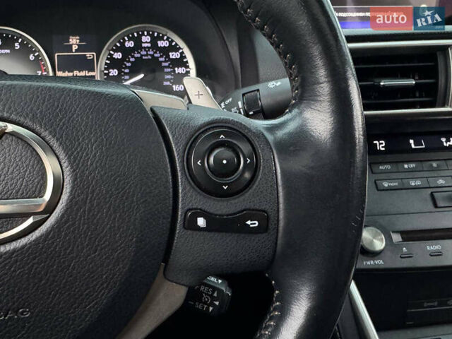 Сірий Лексус ІС, об'ємом двигуна 2.5 л та пробігом 177 тис. км за 15990 $, фото 20 на Automoto.ua