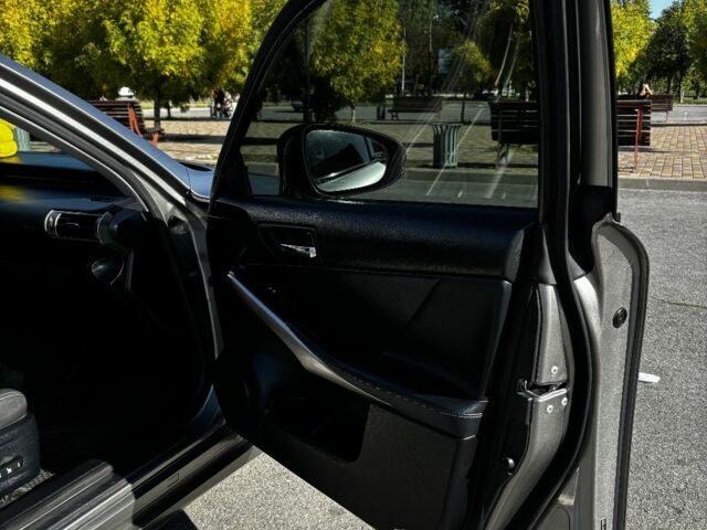 Серый Лексус ИС, объемом двигателя 2.5 л и пробегом 142 тыс. км за 15500 $, фото 6 на Automoto.ua