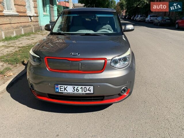 Серый Лексус ИС, объемом двигателя 2.5 л и пробегом 120 тыс. км за 17300 $, фото 1 на Automoto.ua