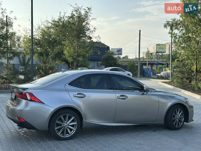 Сірий Лексус ІС, об'ємом двигуна 2.5 л та пробігом 160 тис. км за 15300 $, фото 14 на Automoto.ua