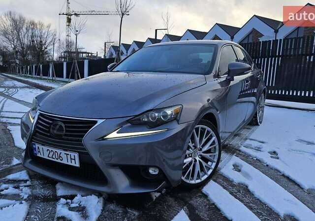 Сірий Лексус ІС, об'ємом двигуна 2.5 л та пробігом 177 тис. км за 15900 $, фото 2 на Automoto.ua