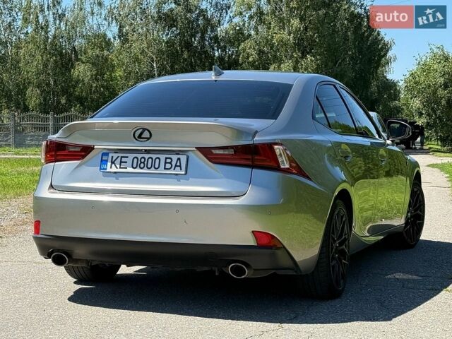 Серый Лексус ИС, объемом двигателя 2.5 л и пробегом 220 тыс. км за 14999 $, фото 6 на Automoto.ua