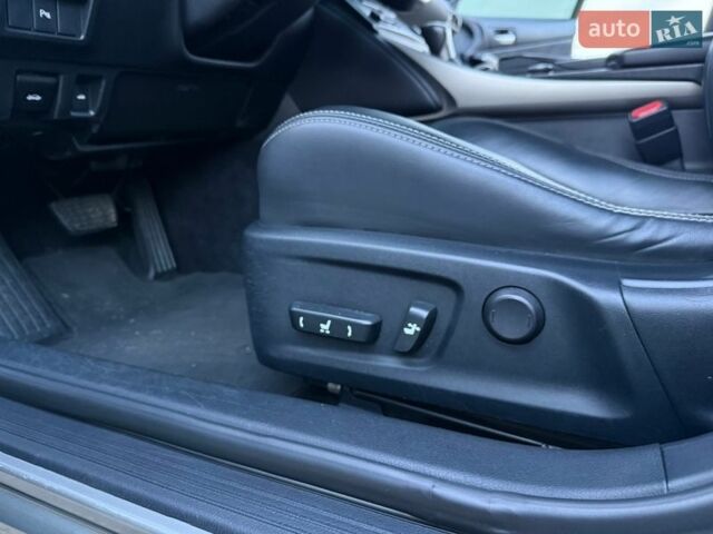 Серый Лексус ИС, объемом двигателя 2.49 л и пробегом 180 тыс. км за 15500 $, фото 17 на Automoto.ua