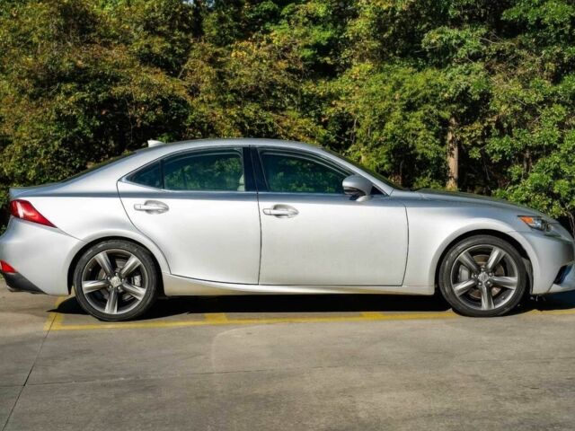 Лексус ІС 2014 у Києві на Automoto.ua Сірий Лексус ІС, об'ємом двигуна 3.5 л та пробігом 87 тис. км за 4300 $, фото 1 на Automoto.ua