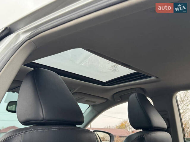 Сірий Лексус ІС, об'ємом двигуна 2.5 л та пробігом 177 тис. км за 15990 $, фото 32 на Automoto.ua