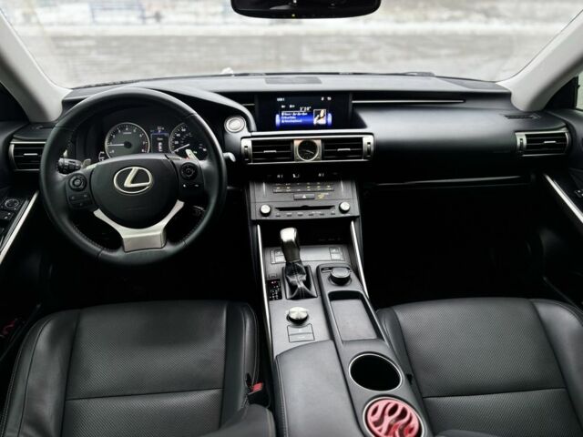 Серый Лексус ИС, объемом двигателя 2.5 л и пробегом 181 тыс. км за 17500 $, фото 13 на Automoto.ua