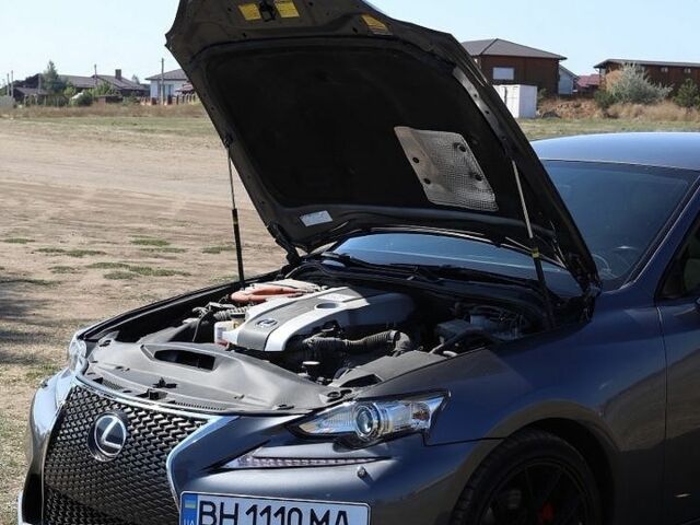 Сірий Лексус ІС, об'ємом двигуна 2.5 л та пробігом 210 тис. км за 16900 $, фото 2 на Automoto.ua