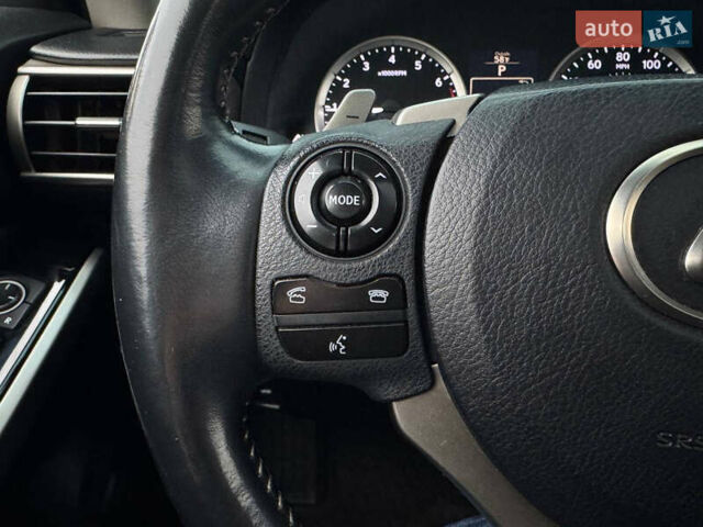 Сірий Лексус ІС, об'ємом двигуна 2.5 л та пробігом 177 тис. км за 15990 $, фото 19 на Automoto.ua