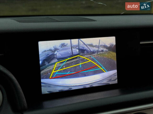 Сірий Лексус ІС, об'ємом двигуна 2.5 л та пробігом 177 тис. км за 15990 $, фото 30 на Automoto.ua