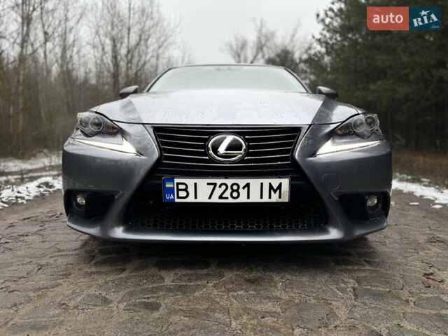 Серый Лексус ИС, объемом двигателя 2.5 л и пробегом 181 тыс. км за 17500 $, фото 11 на Automoto.ua