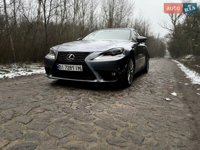 Серый Лексус ИС, объемом двигателя 2.5 л и пробегом 181 тыс. км за 17500 $, фото 12 на Automoto.ua