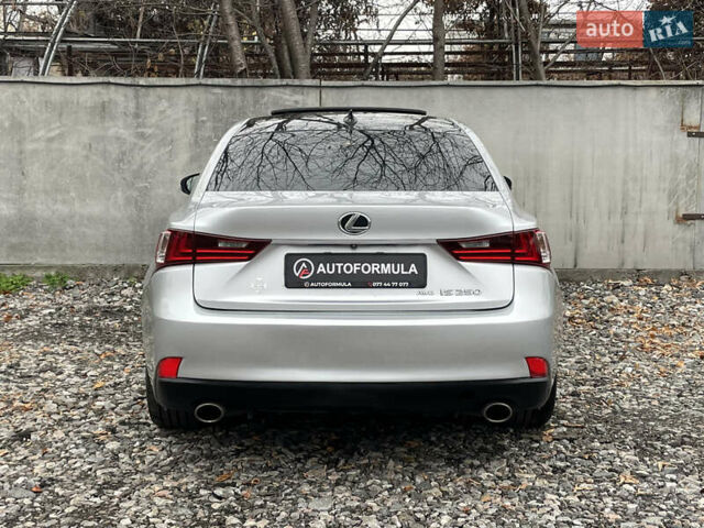 Сірий Лексус ІС, об'ємом двигуна 2.5 л та пробігом 177 тис. км за 15990 $, фото 8 на Automoto.ua