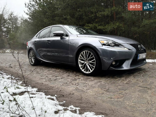 Серый Лексус ИС, объемом двигателя 2.5 л и пробегом 181 тыс. км за 17500 $, фото 9 на Automoto.ua