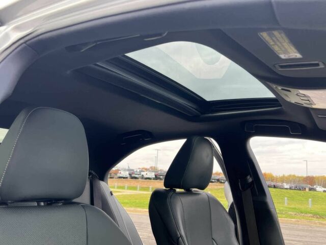 Серый Лексус ИС, объемом двигателя 3.5 л и пробегом 85 тыс. км за 4500 $, фото 10 на Automoto.ua