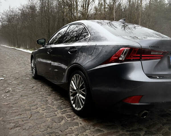 Серый Лексус ИС, объемом двигателя 2.5 л и пробегом 181 тыс. км за 17500 $, фото 14 на Automoto.ua