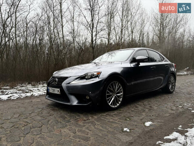 Серый Лексус ИС, объемом двигателя 2.5 л и пробегом 181 тыс. км за 17500 $, фото 4 на Automoto.ua