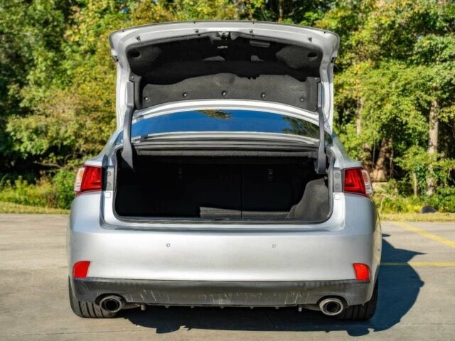 Лексус ІС 2014 у Києві на Automoto.ua Сірий Лексус ІС, об'ємом двигуна 3.5 л та пробігом 87 тис. км за 4300 $, фото 14 на Automoto.ua