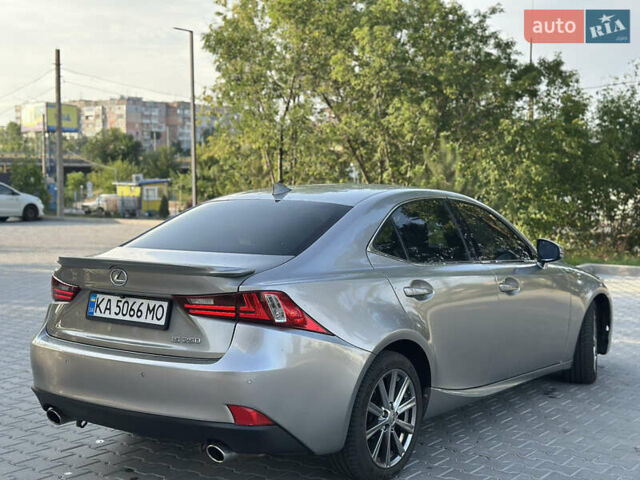 Сірий Лексус ІС, об'ємом двигуна 2.5 л та пробігом 160 тис. км за 15300 $, фото 13 на Automoto.ua