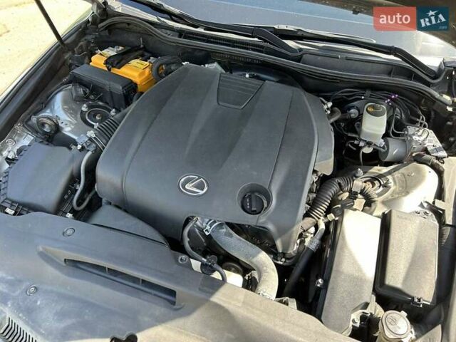 Серый Лексус ИС, объемом двигателя 2.5 л и пробегом 152 тыс. км за 16100 $, фото 9 на Automoto.ua