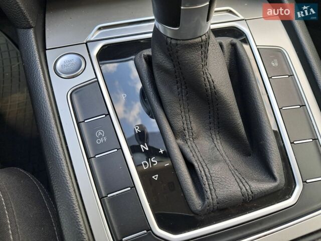 Сірий Лексус ІС, об'ємом двигуна 2.5 л та пробігом 119 тис. км за 4517 $, фото 4 на Automoto.ua
