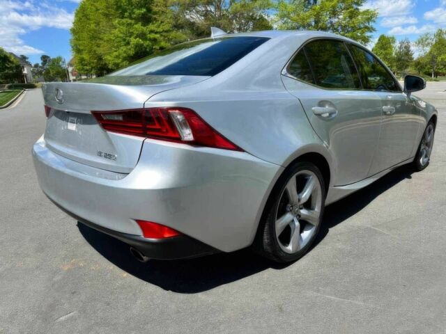 Сірий Лексус ІС, об'ємом двигуна 2.5 л та пробігом 86 тис. км за 4500 $, фото 6 на Automoto.ua