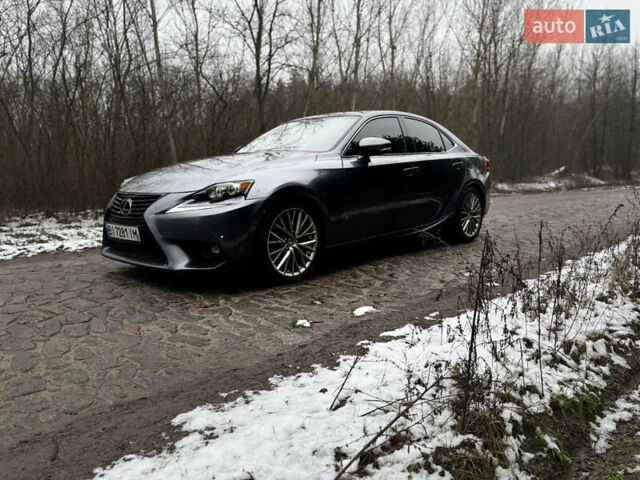 Серый Лексус ИС, объемом двигателя 2.5 л и пробегом 181 тыс. км за 17500 $, фото 13 на Automoto.ua