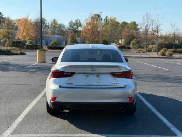 Сірий Лексус ІС, об'ємом двигуна 2.5 л та пробігом 73 тис. км за 14550 $, фото 5 на Automoto.ua