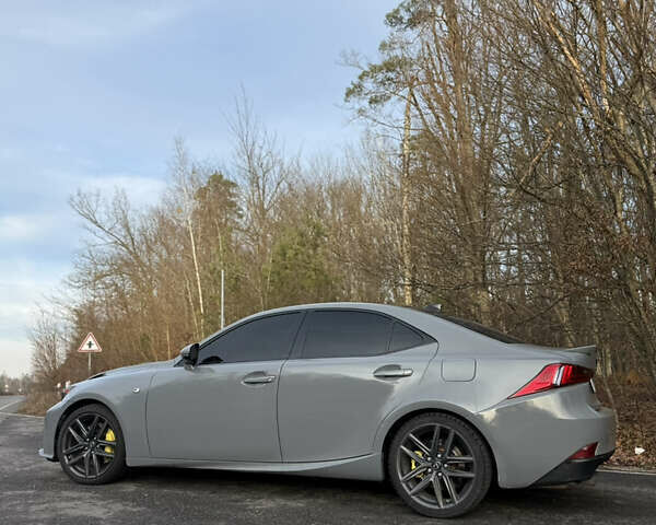 Серый Лексус ИС, объемом двигателя 2 л и пробегом 180 тыс. км за 17500 $, фото 11 на Automoto.ua