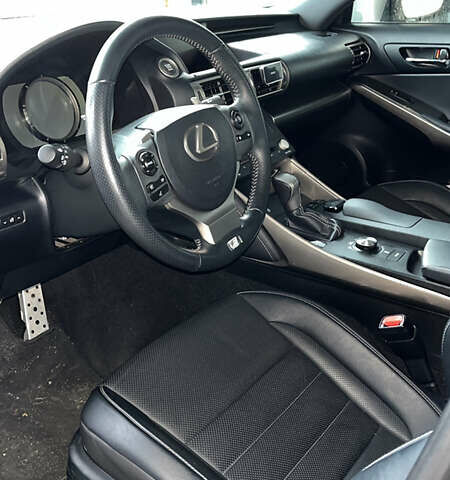 Сірий Лексус ІС, об'ємом двигуна 3.46 л та пробігом 180 тис. км за 19000 $, фото 1 на Automoto.ua
