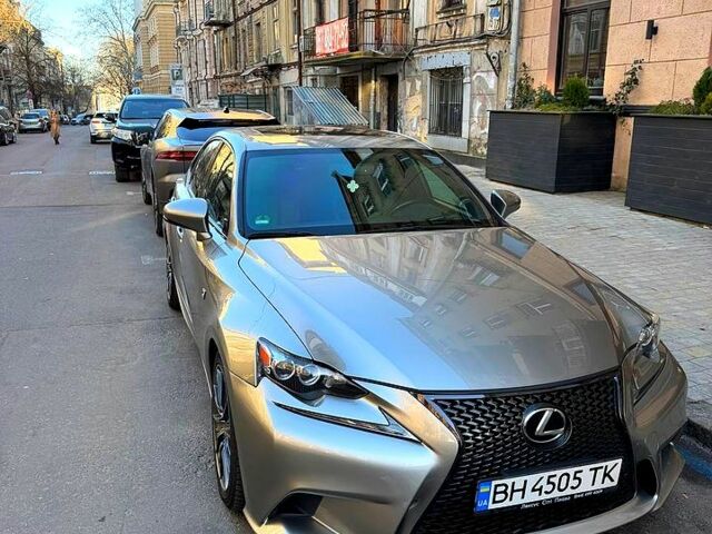 Серый Лексус ИС, объемом двигателя 2 л и пробегом 132 тыс. км за 18500 $, фото 10 на Automoto.ua