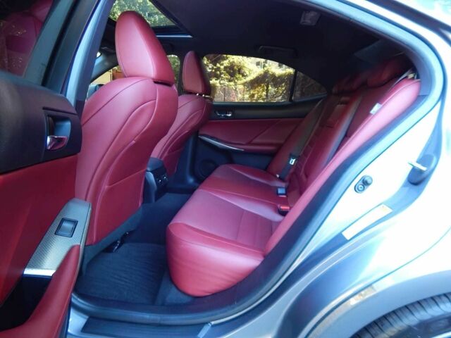 Серый Лексус ИС, объемом двигателя 2.5 л и пробегом 70 тыс. км за 7000 $, фото 16 на Automoto.ua