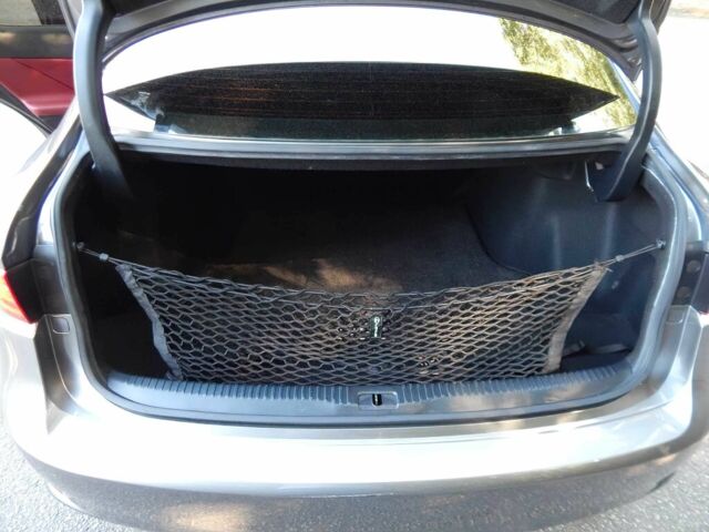 Серый Лексус ИС, объемом двигателя 2.5 л и пробегом 70 тыс. км за 7000 $, фото 6 на Automoto.ua