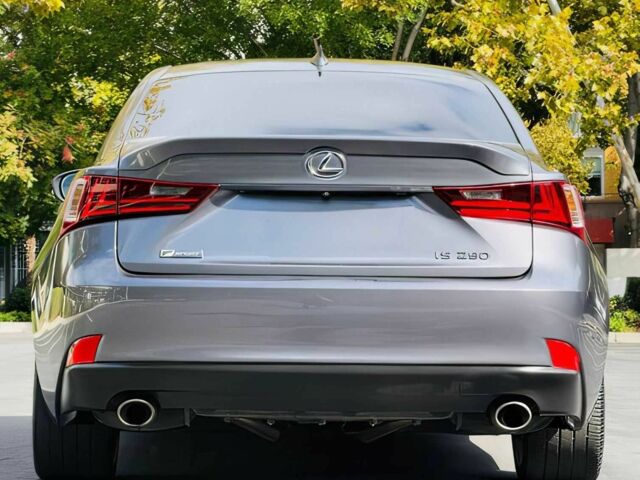 Сірий Лексус ІС, об'ємом двигуна 2.5 л та пробігом 71 тис. км за 11000 $, фото 5 на Automoto.ua