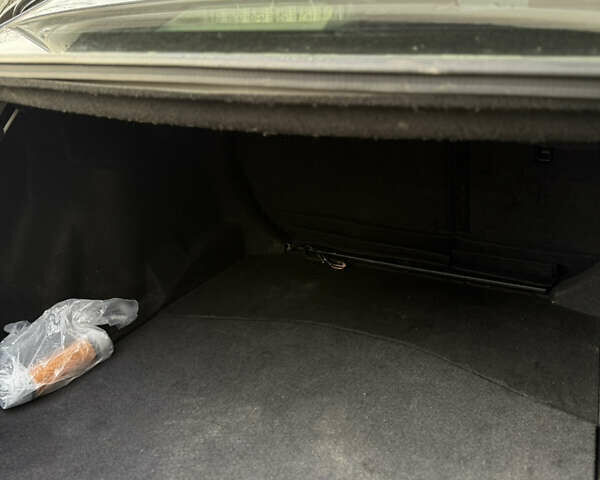 Серый Лексус ИС, объемом двигателя 2 л и пробегом 180 тыс. км за 17500 $, фото 20 на Automoto.ua