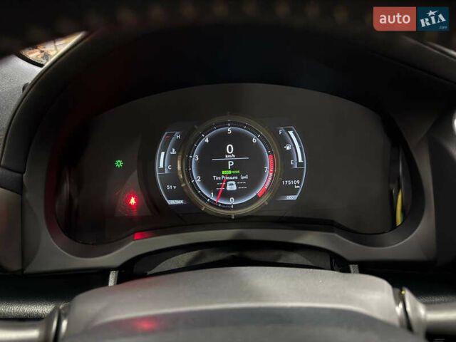Сірий Лексус ІС, об'ємом двигуна 3.46 л та пробігом 176 тис. км за 21000 $, фото 6 на Automoto.ua